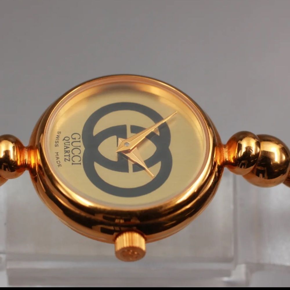 Gucci Swiss Quartz Watch in Mint Condition - Picture 4 of 9
